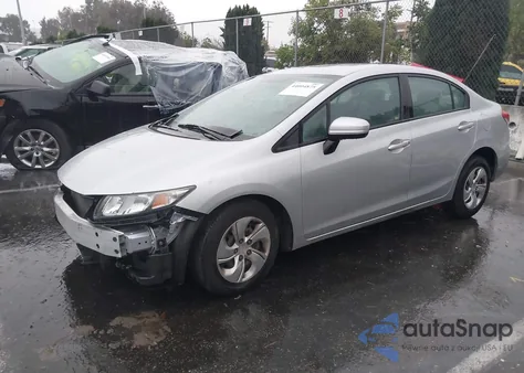 2015 Honda Civic Lx z USA, uszkodzony, nr VIN 2HGFB2F52FH565987
